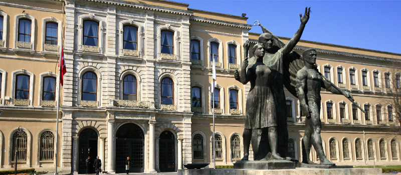 İzmir Tınaztepe Üniversitesi kampüsü