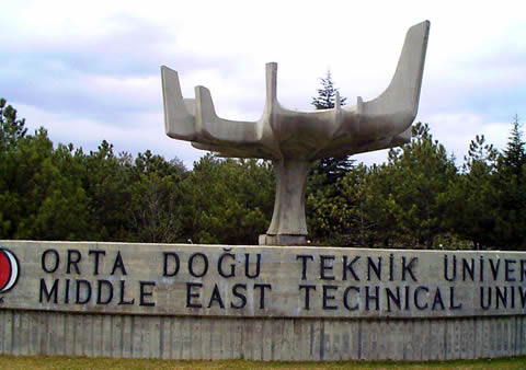 Ada Kent Üniversitesi kampüsü